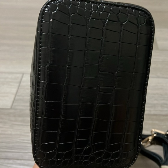 AOTA Elegant Black Vegan Leather Bag - Picture 10 of 12